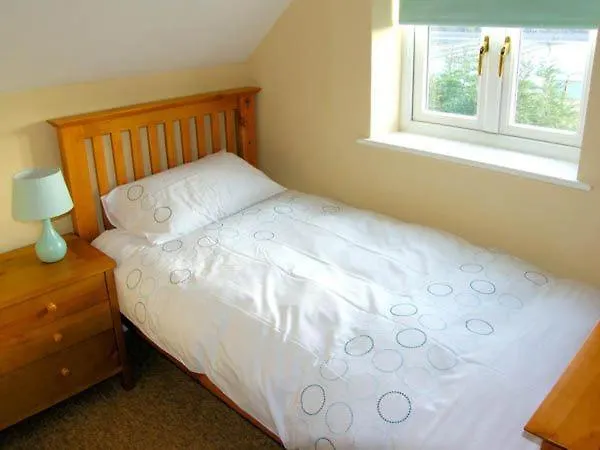 Manor Cottage-1